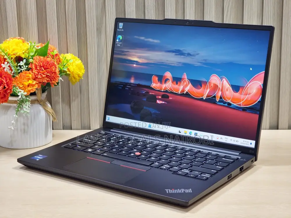 Laptop Lenovo Thinkpad E16 G1 16GB Intel Core I5 SSD 512GB