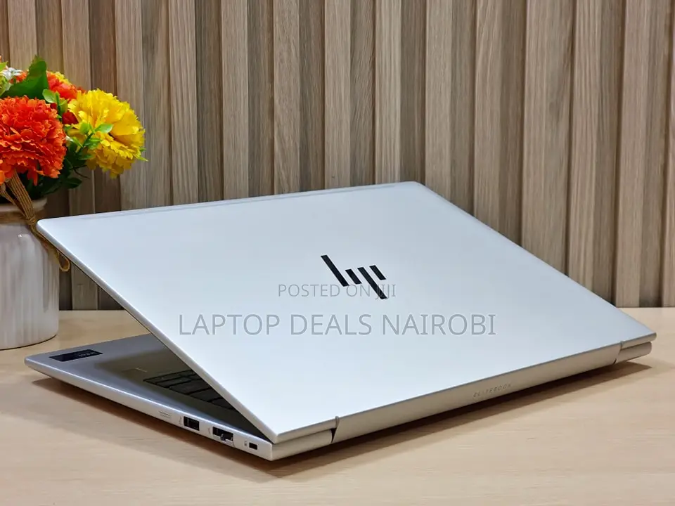 Laptop HP EliteBook 640 G11 16GB Intel Core I5 SSD 256GB