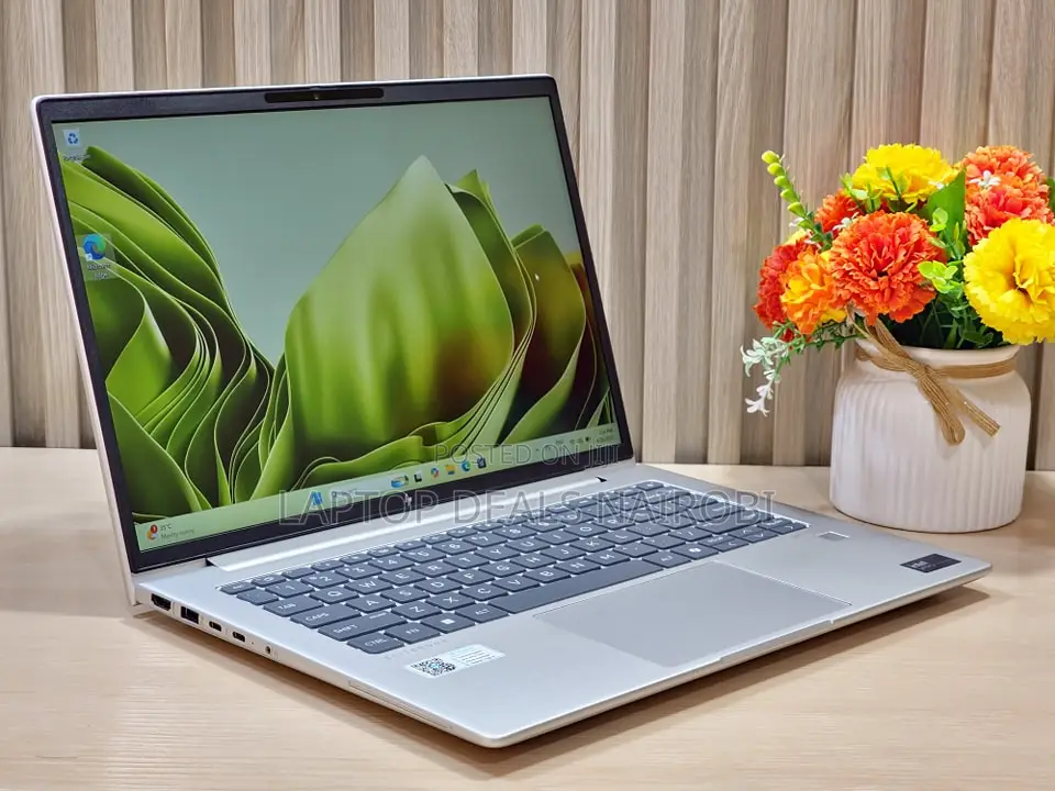 Laptop HP EliteBook 640 G11 16GB Intel Core I5 SSD 256GB