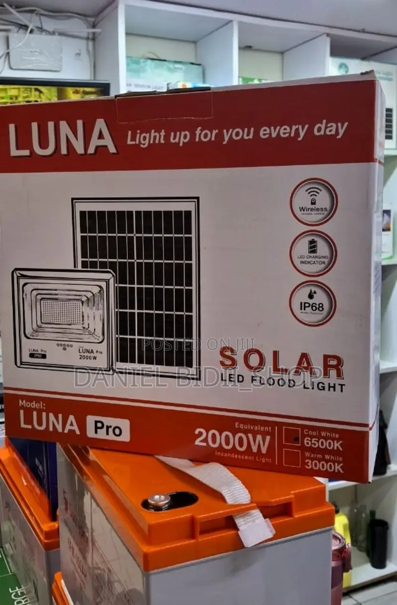 Luna Solar Led Flood Light 2000watts