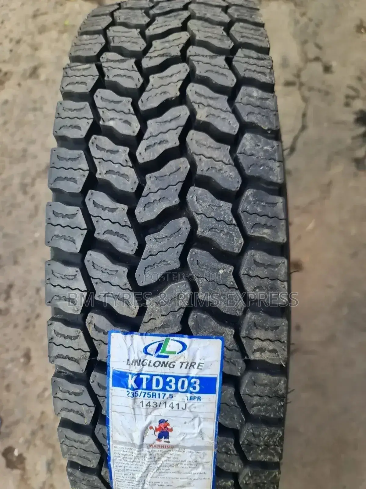 235 /75 R17.5 Linglong Tyres (Commercial)