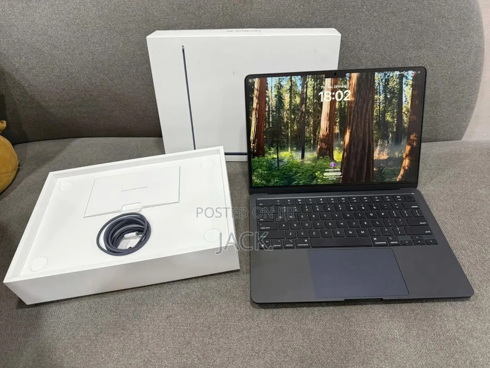 Laptop Apple MacBook Air 2022 M2 8GB Apple M2 SSD 512GB