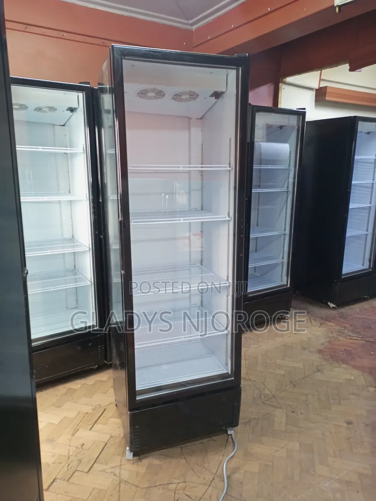 Guaranteen Display Fridge/Well Maintained