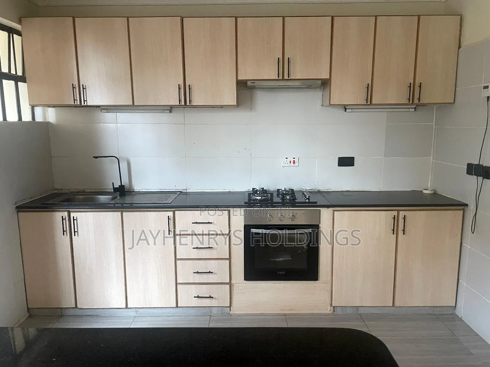 3bdrm Apartment in Ruaka for sale