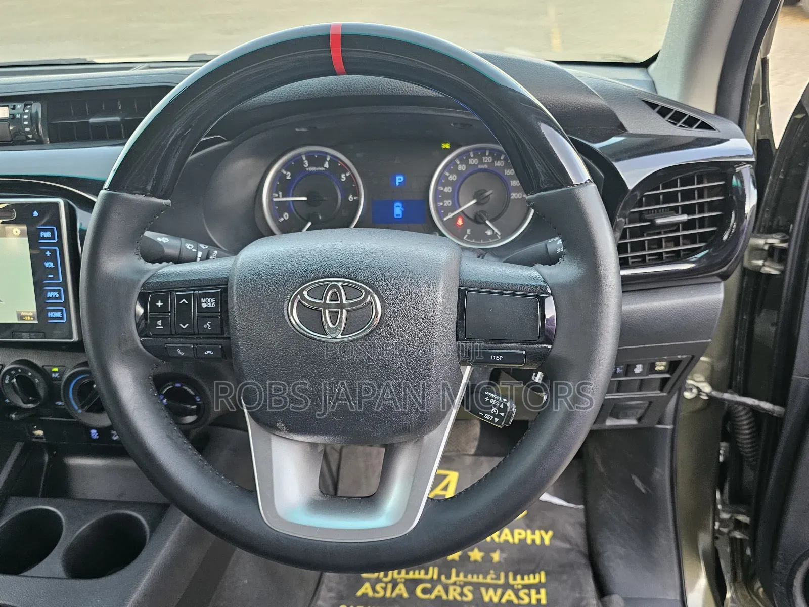 Toyota Hilux SR5 4x4 2018 Green