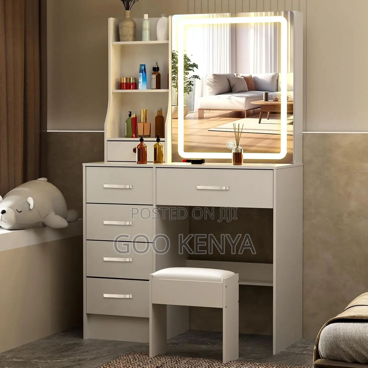 Dressers Tables ; Lighted Modern Makeup Vanity Table