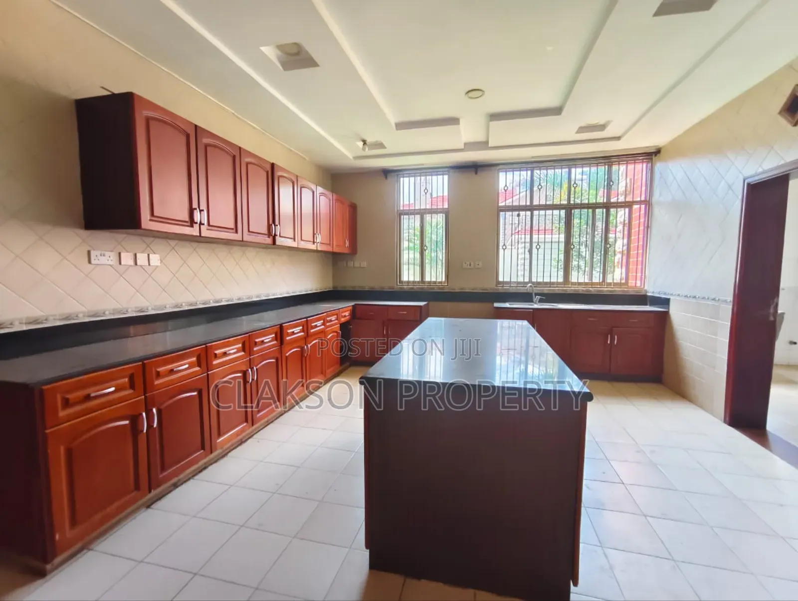 6bdrm Townhouse / Terrace in Karen for rent