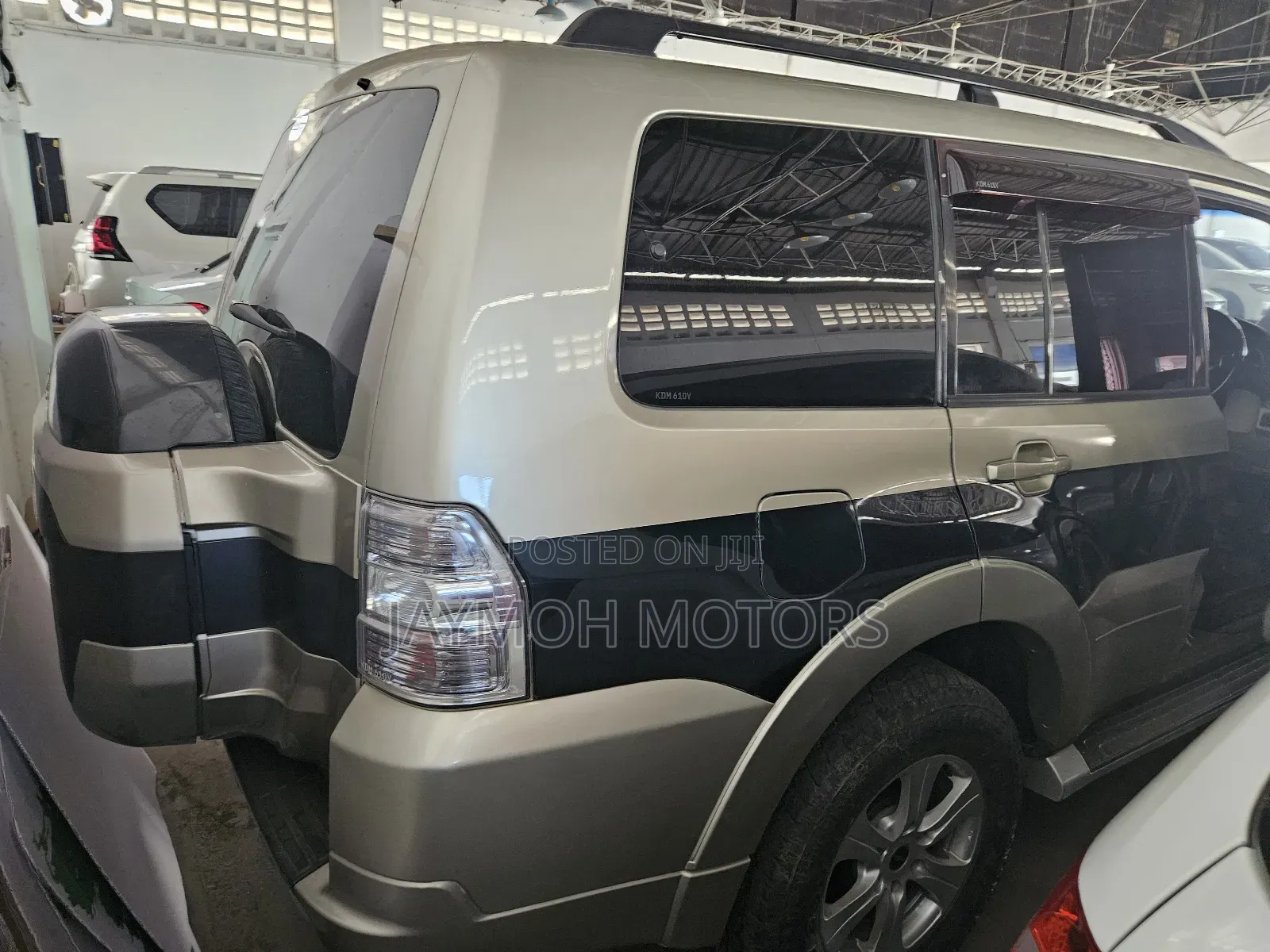 Mitsubishi Pajero 2017 Brown