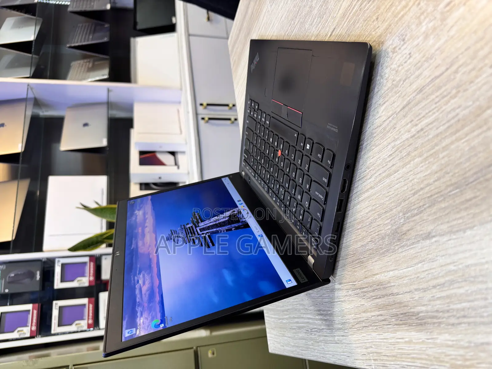 Laptop Lenovo ThinkPad T14s Gen 2 16GB Intel Core i5 SSD 512GB