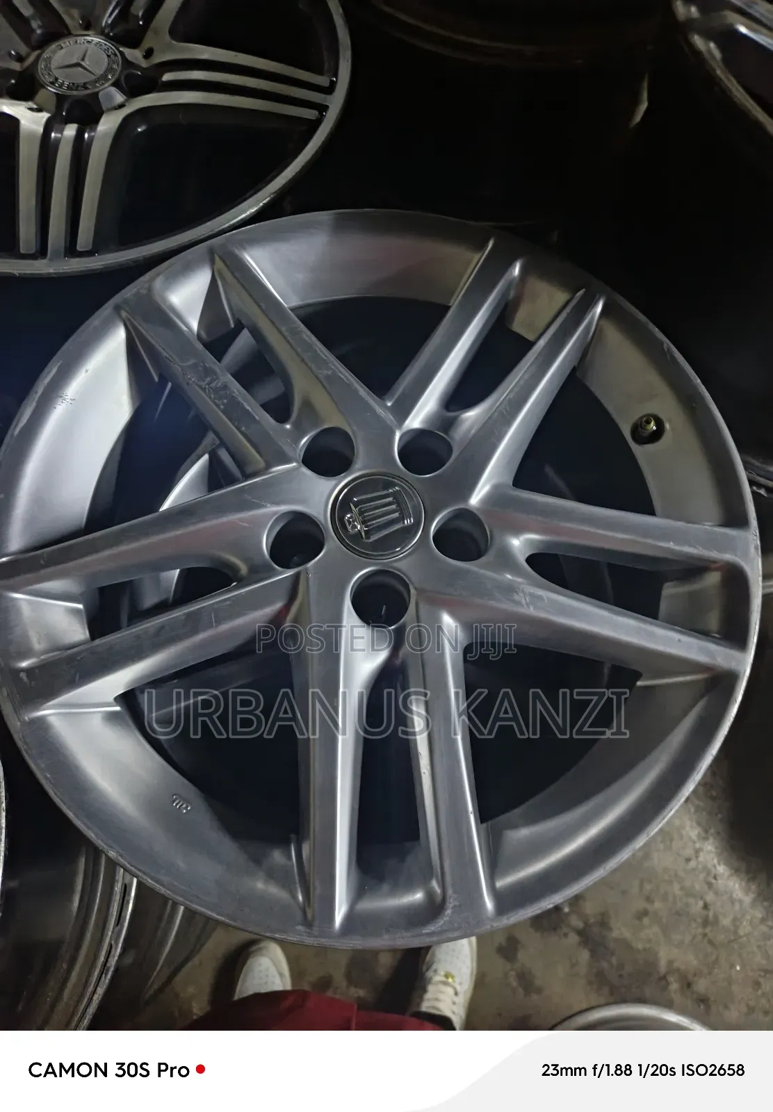 Size 18 Inch Crown Alloy Rims