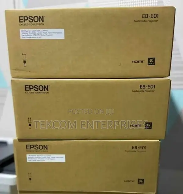 Epson Eb-E01 3,300 Lumens Projector// Epson Eb-E01 Projector