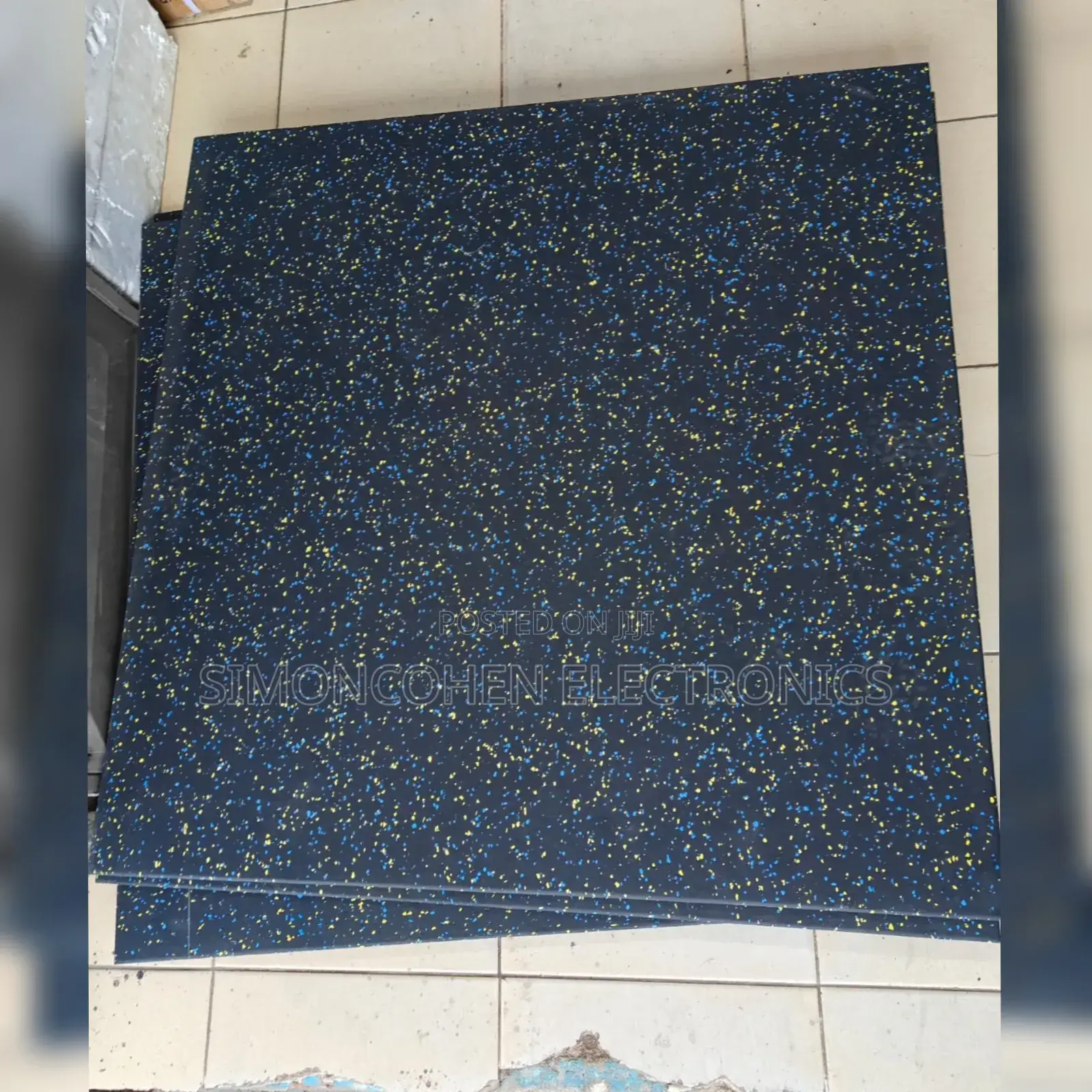 Rubber Flooring Gym Mats
20mm Thickness
1m by 1m