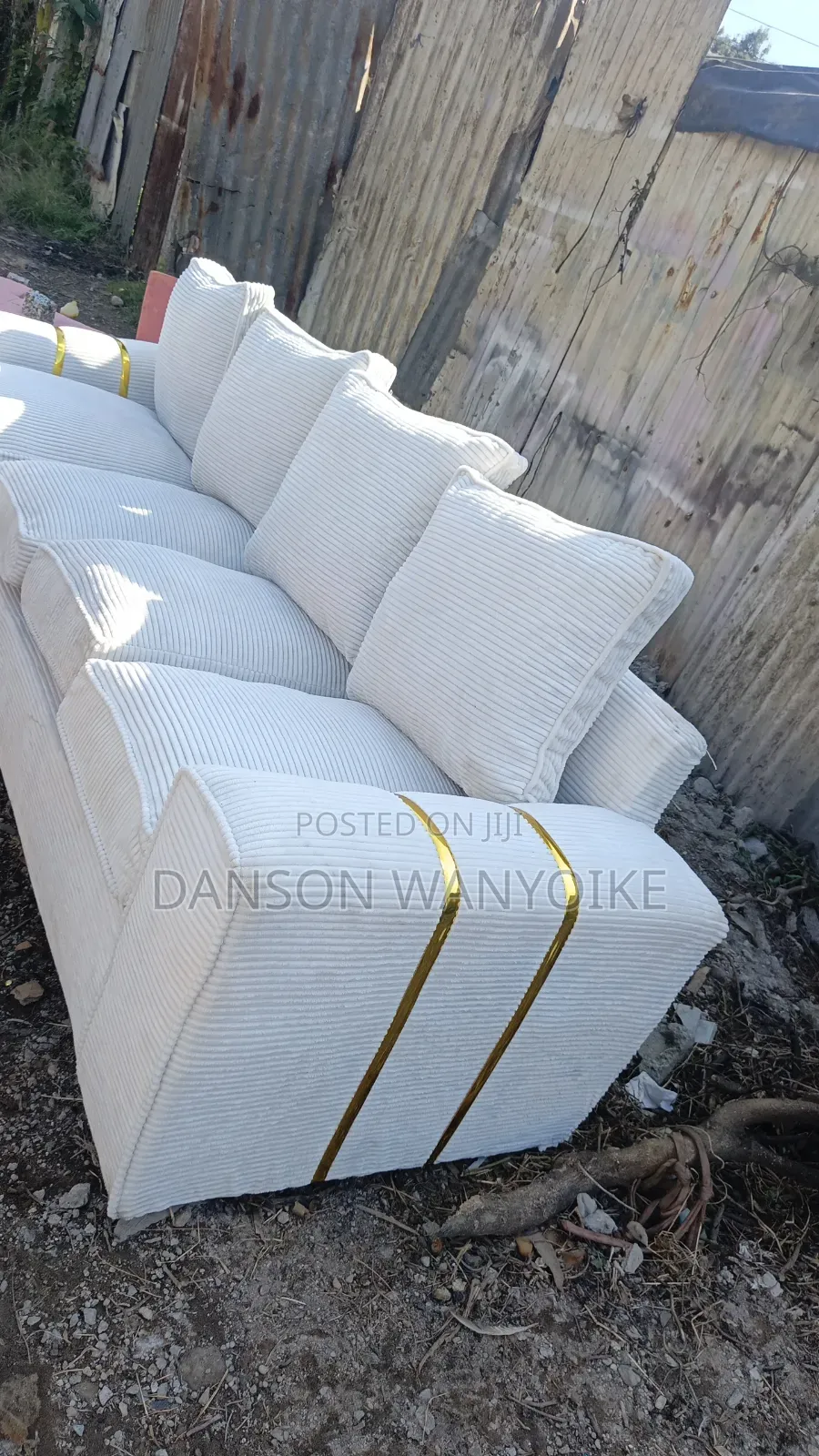 5 Cudlines El Sofa on Sale