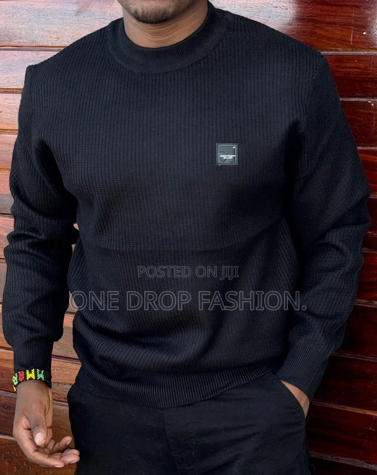 Creame/Black Sweaters