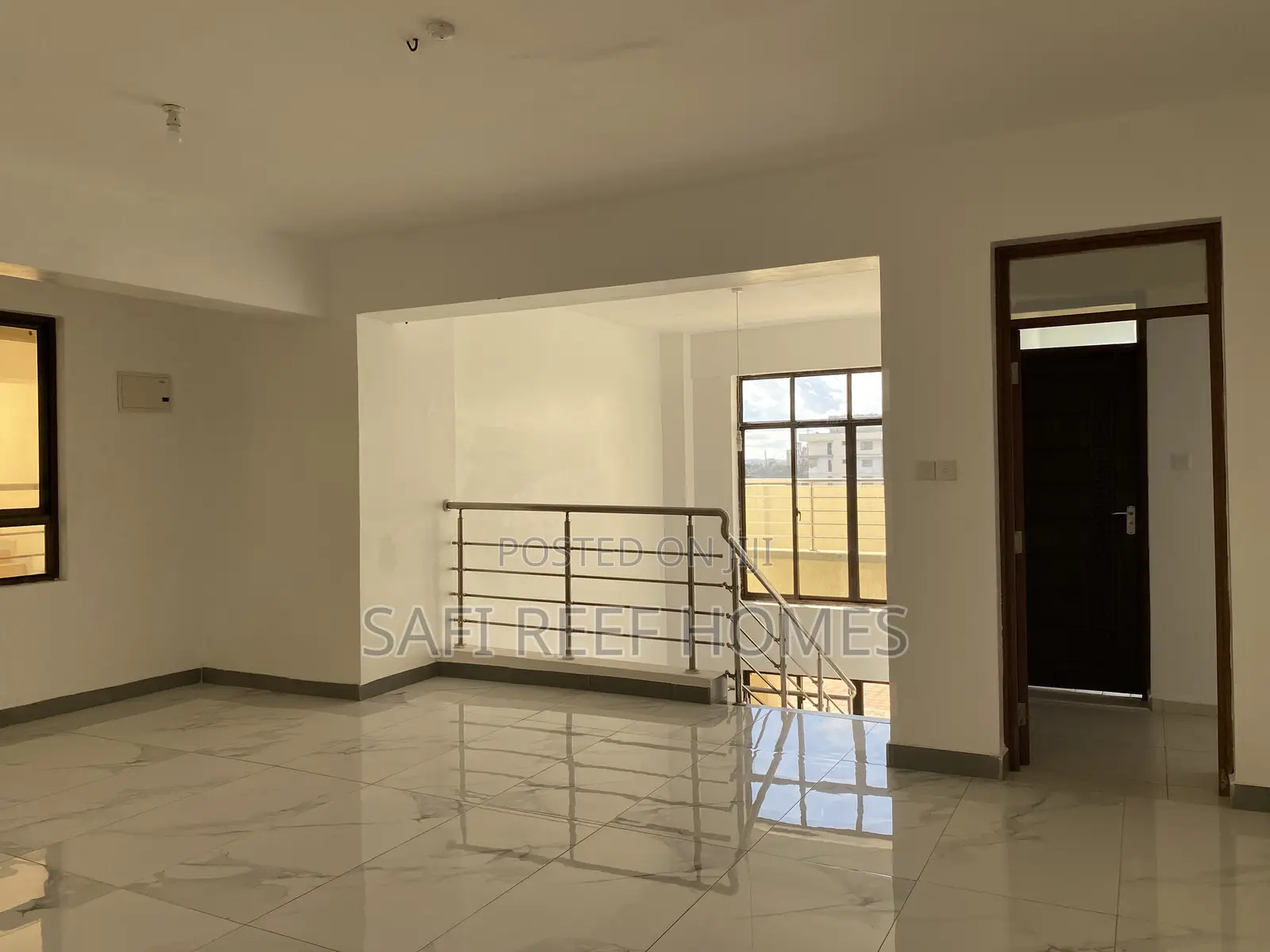 4bdrm Penthouse in Nyali for sale