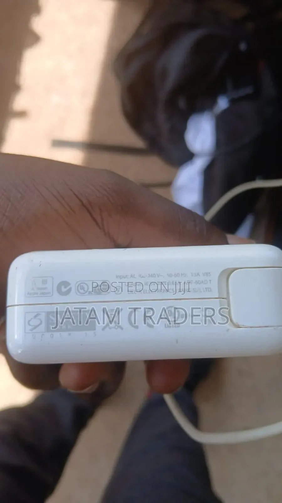 Traveling Adapter With Usb And Type C Port