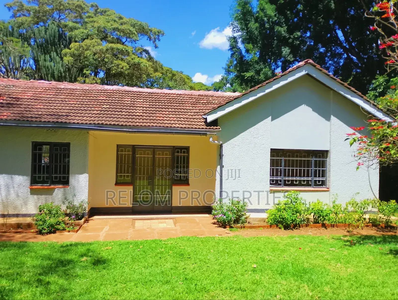 3bdrm Bungalow in Karen for rent