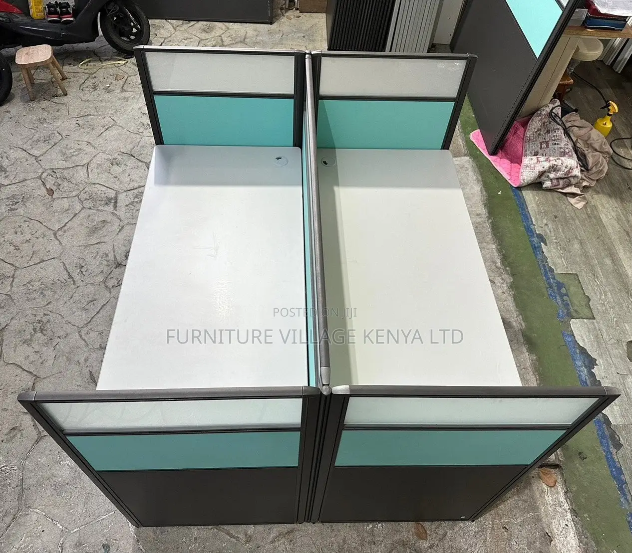 Workstation: U-Shaped Two-Person Office Workstation Desk