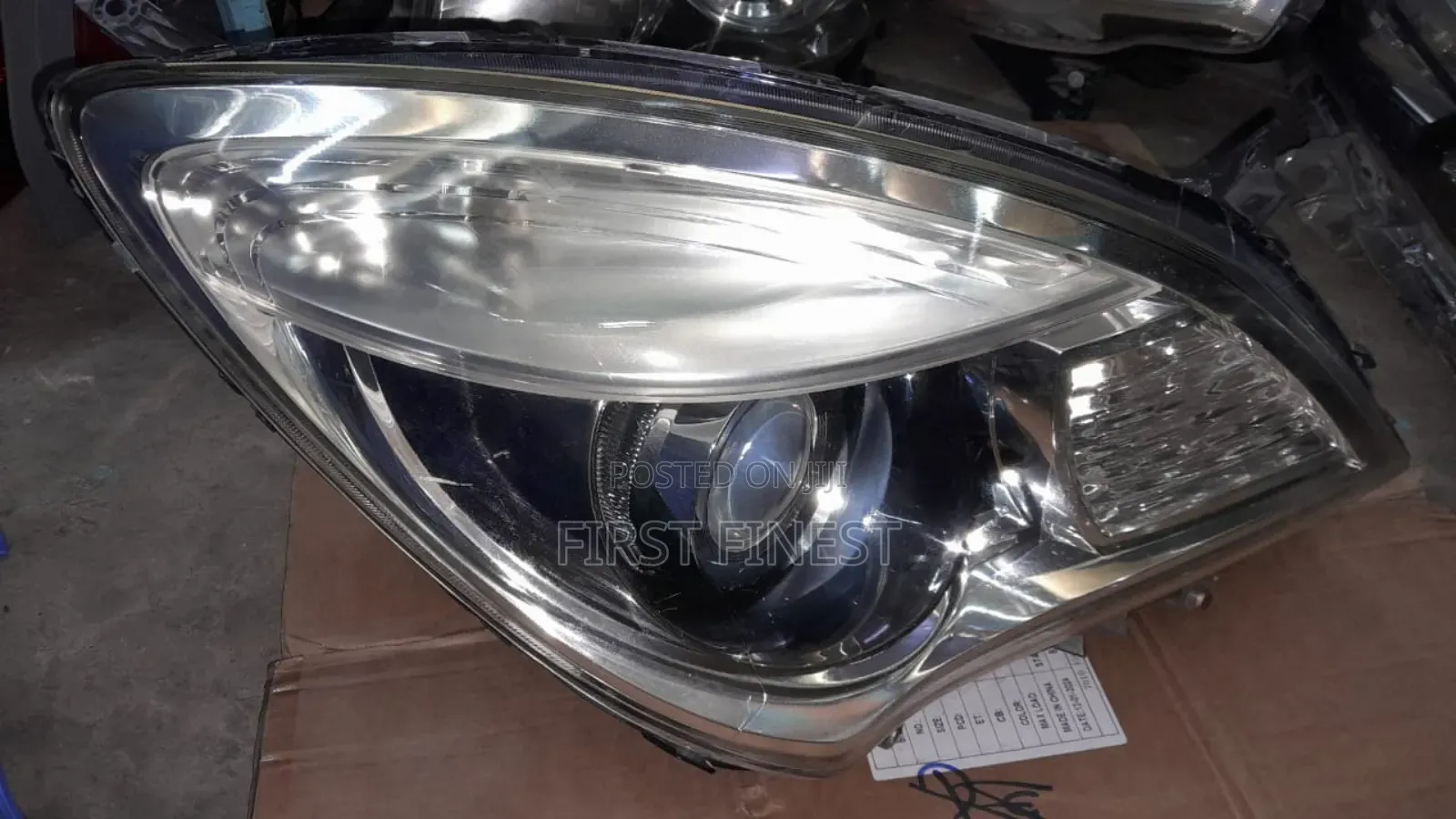 Solio Headlights Xenon