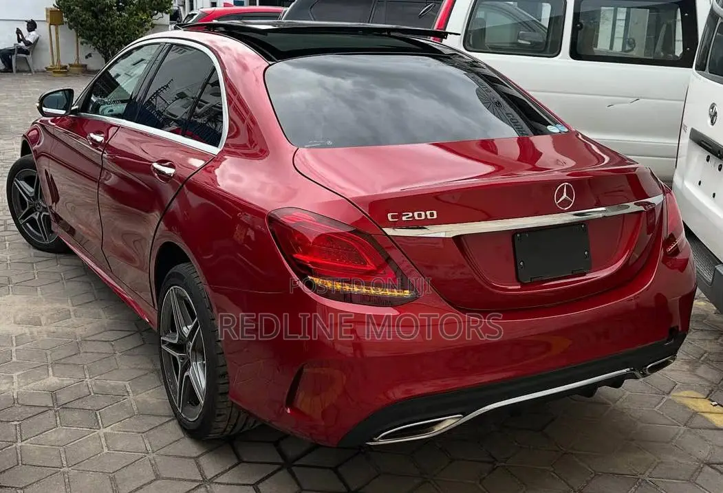 Mercedes-Benz C200 2018 Burgundy