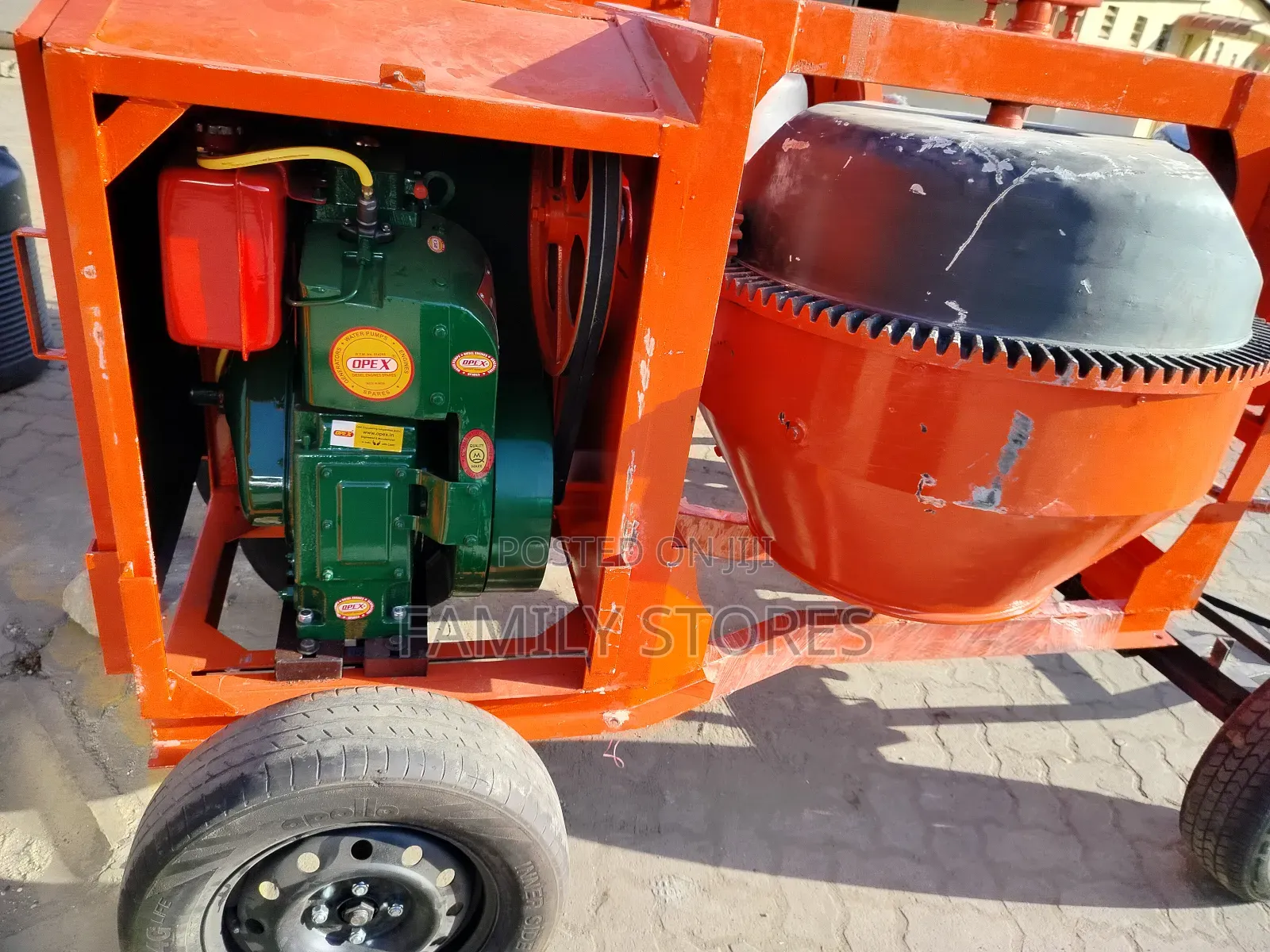 Titan 500l Concrete Mixer 8.5hp Engine