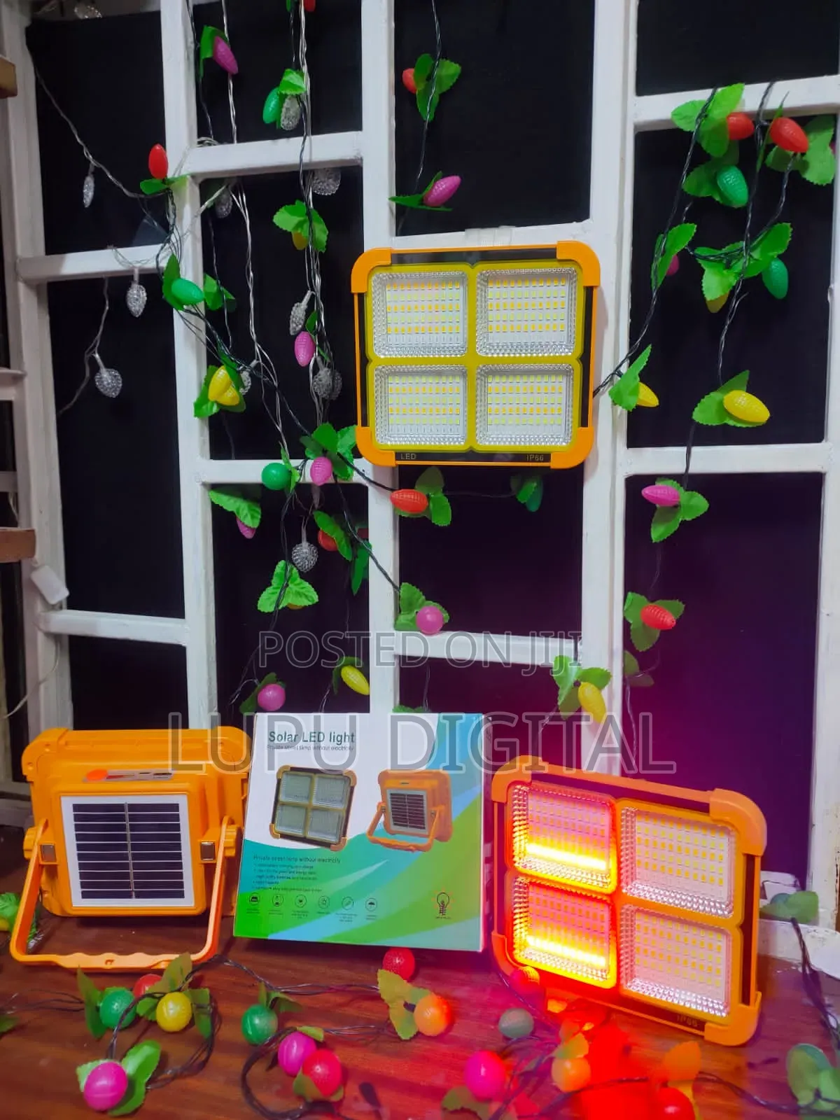 100 Watts Solar Rechargeable and Power Rechargeable