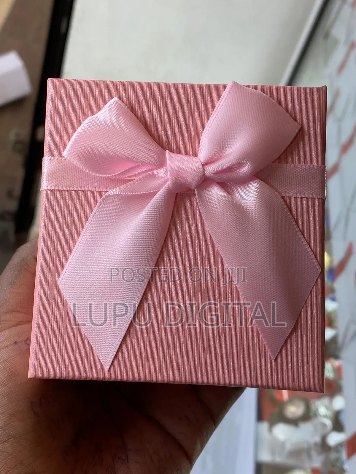 Gift Boxes Available