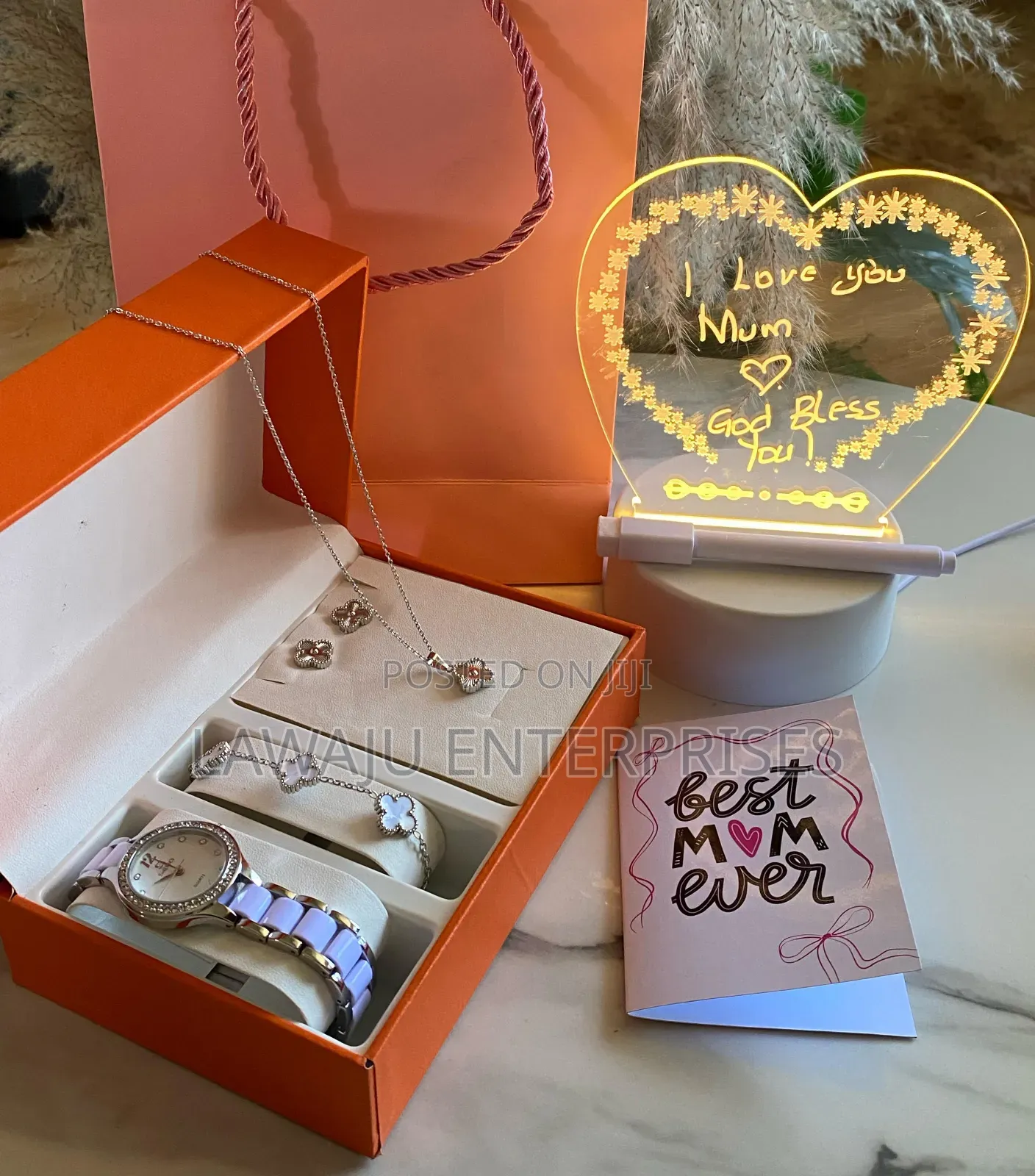 6 In 1 Mother's Day Gift Pack
