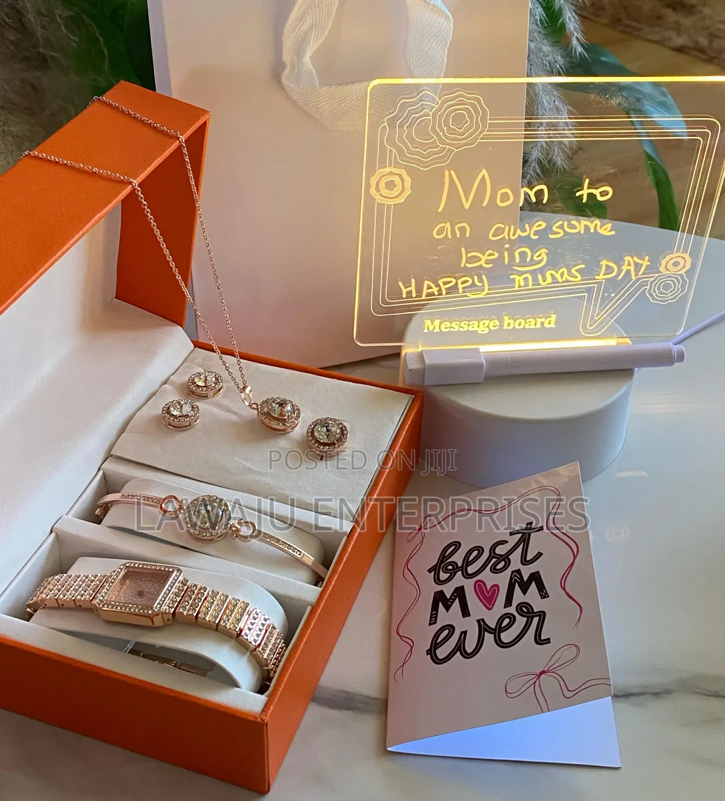 7 In 1 Mother's Day Gift Pack