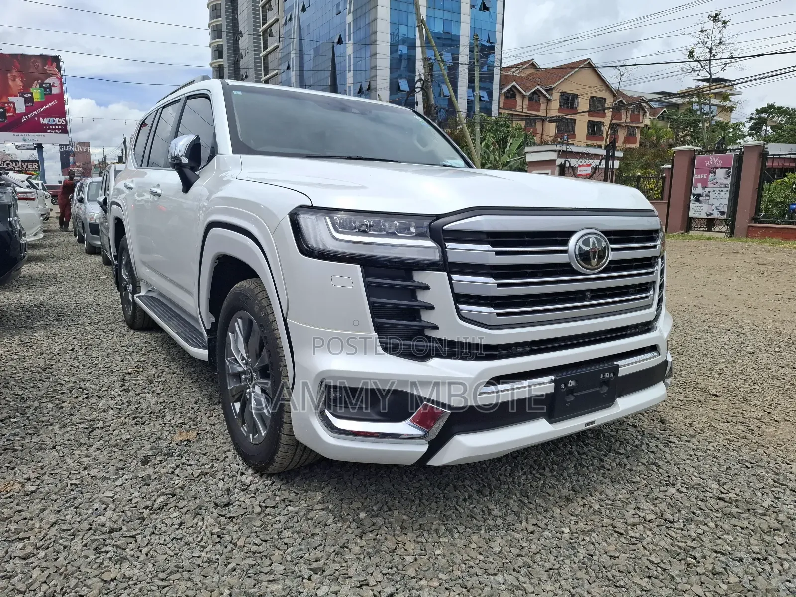 Toyota Land Cruiser Prado 2023 White