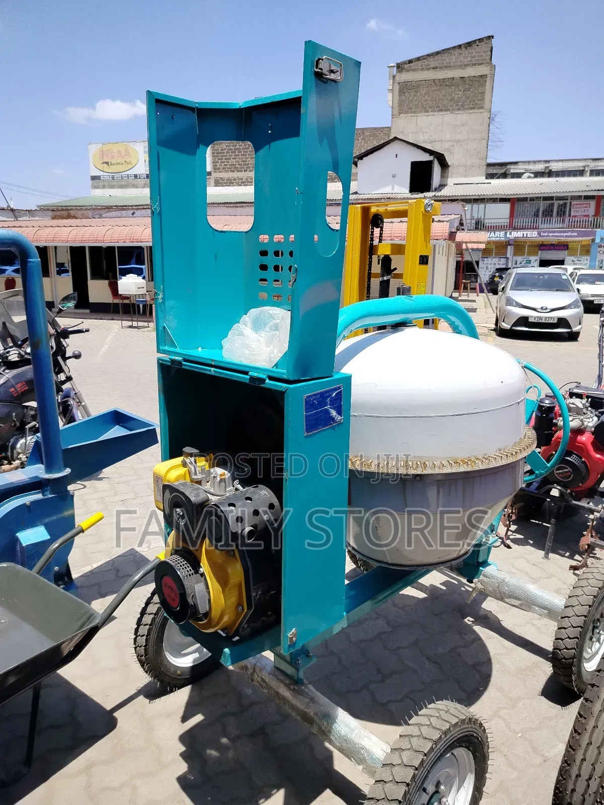 Windsor Uk 500l Diesel Concrete Mixer 10hp Engine.