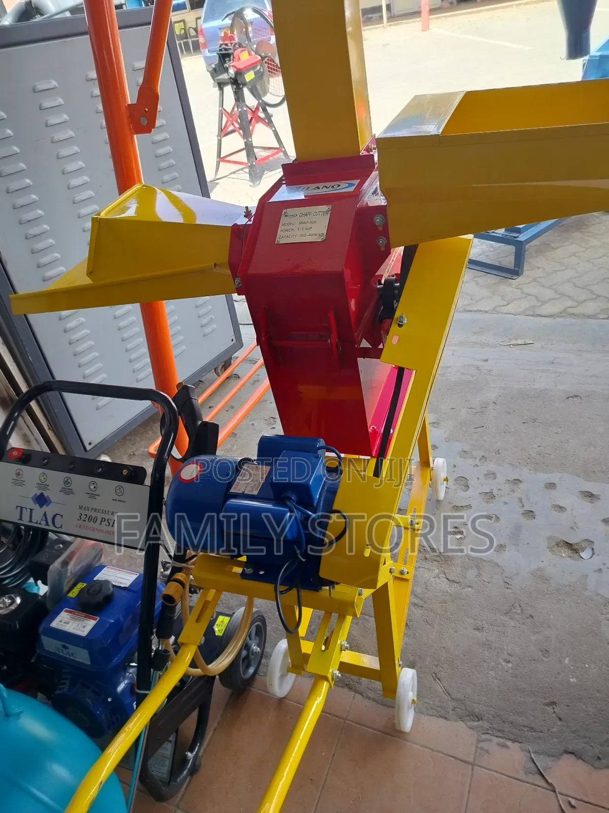 Milano Italia MMH-500 Animal Feed Chopper.