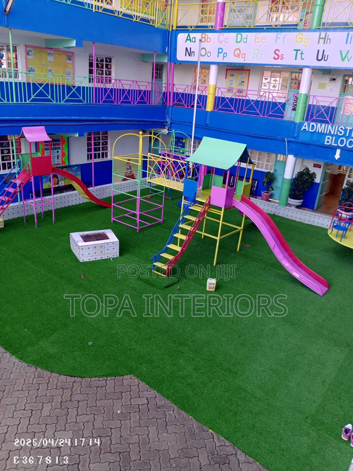 School Kids Playground Kid Friendly Artificial Grass Carpets