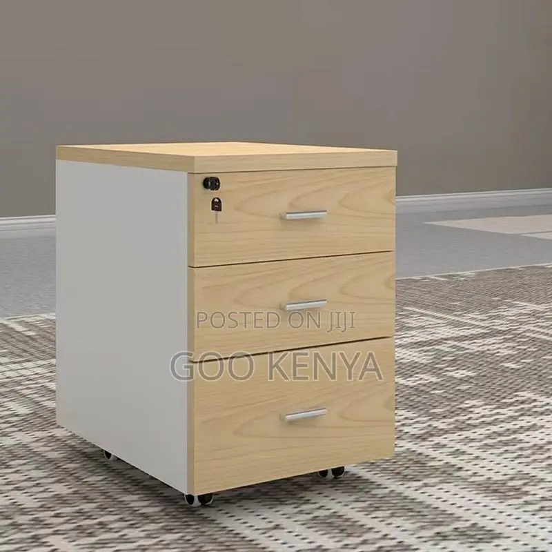 Storage Units ; Movable 3-Drawer Pedestal