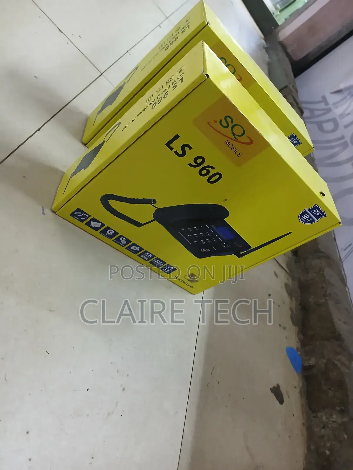 Sq Ls 960//Desktop Phone Both Office and Homee