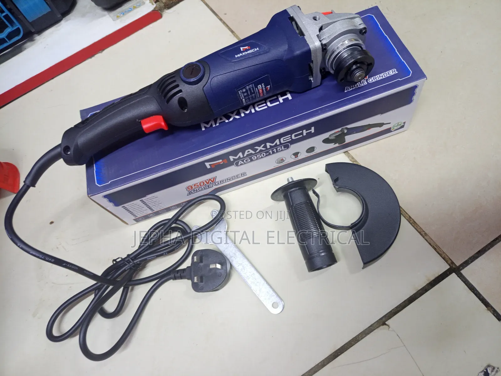 950w Maxmech Angle Grinder