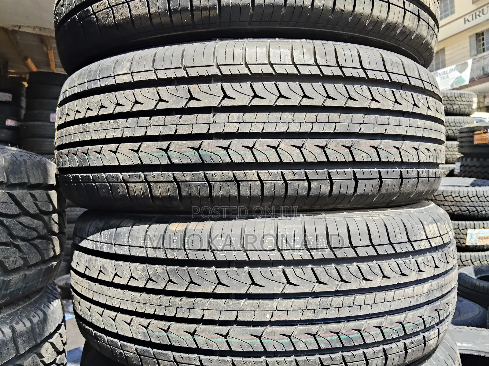235/65r17 Centara Tyre