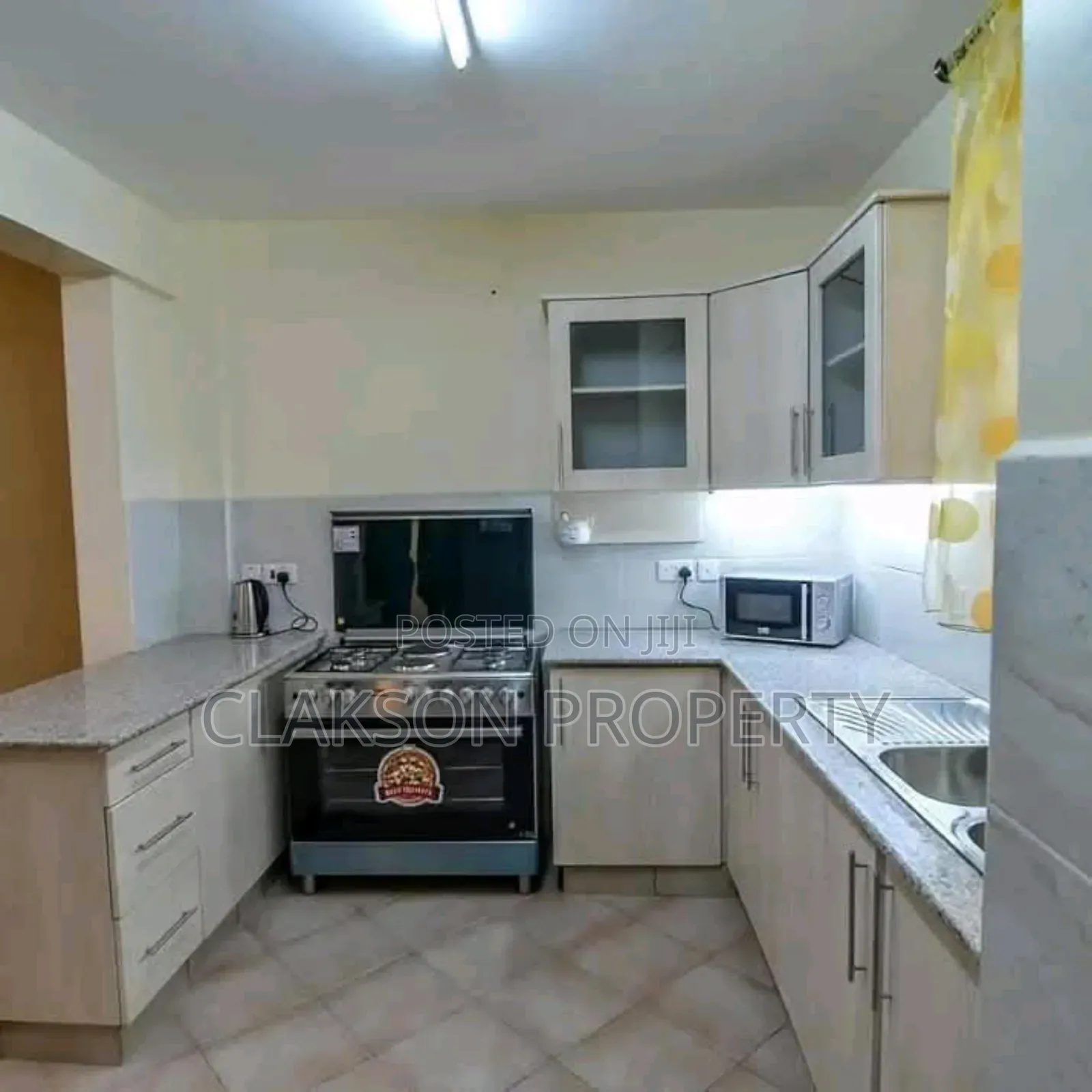 3bdrm Apartment in Woodley for rent