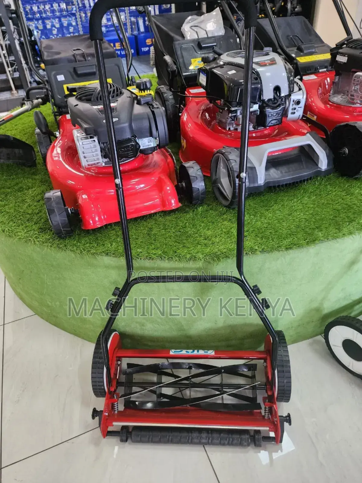 18" Manual Lawn Mower