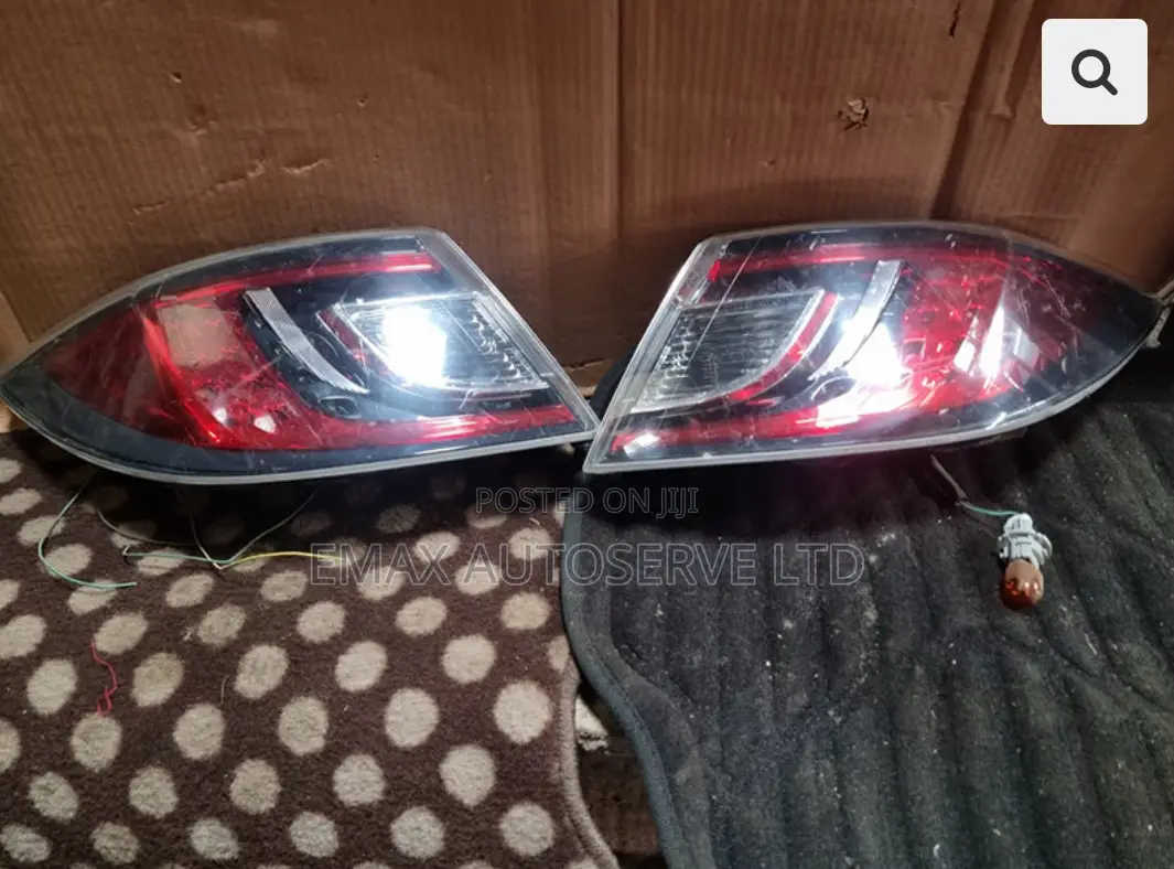 Taillight Mazda Atenza 2008-2010 Red