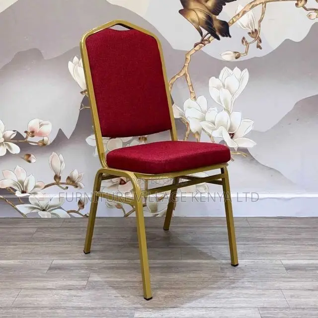Office Chairs:Cushioned Banquet Office Chair With Iron Frame