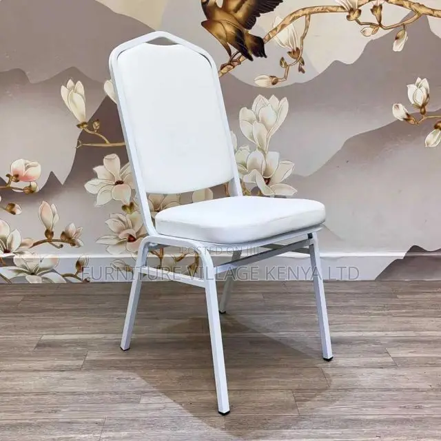 Office Chairs:Cushioned Banquet Office Chair With Iron Frame