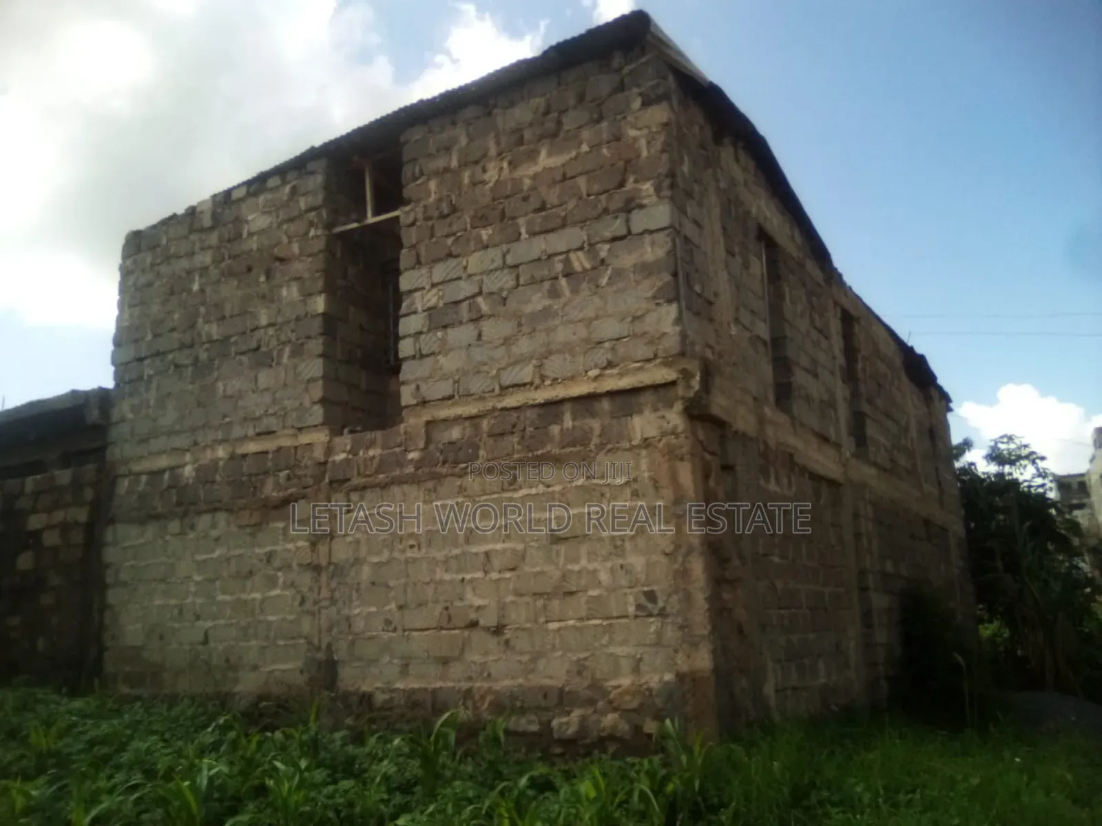 3bdrm House in Murram, Kenyatta Road / Theta for sale