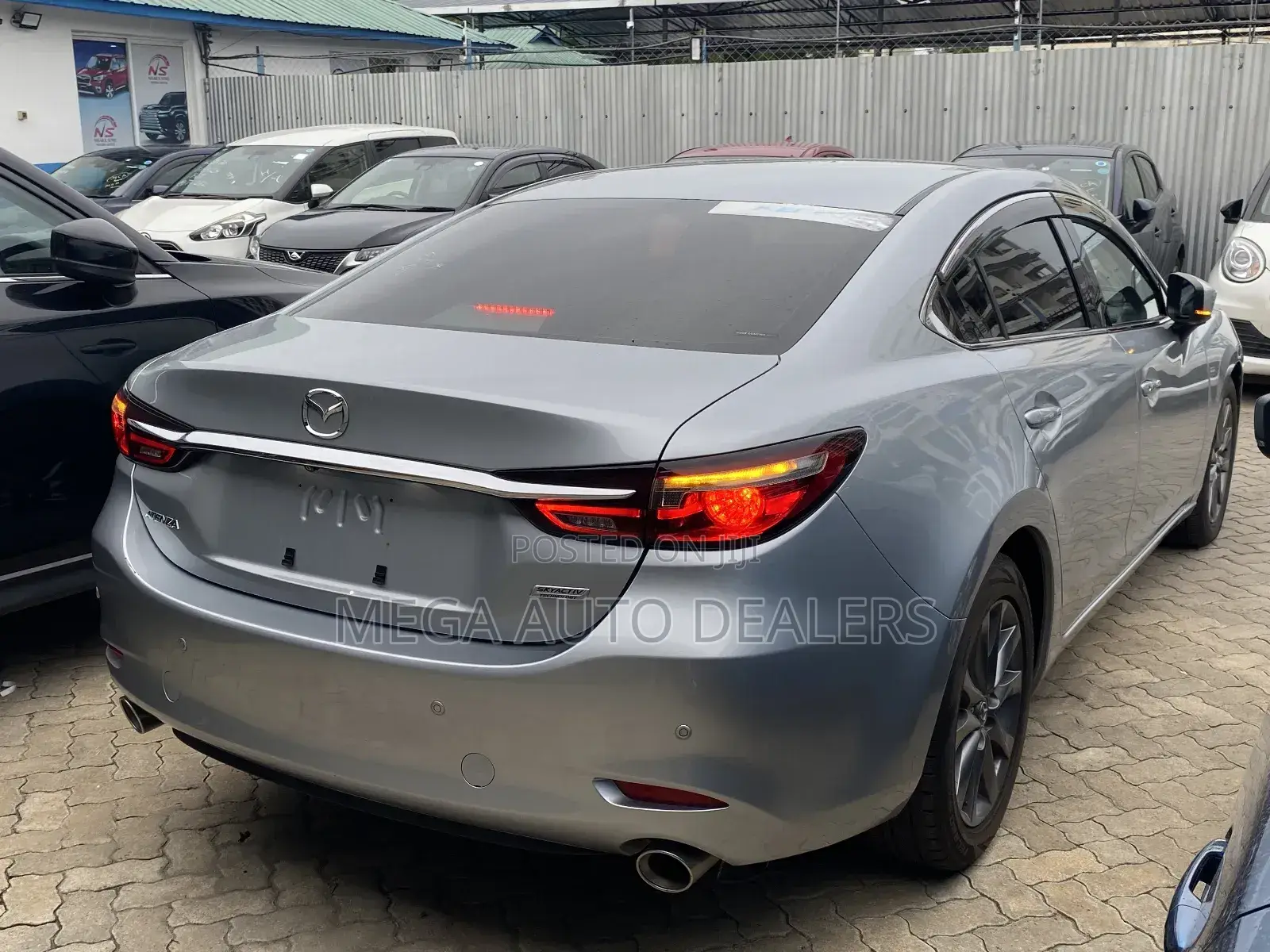 Mazda Atenza 2018 Silver