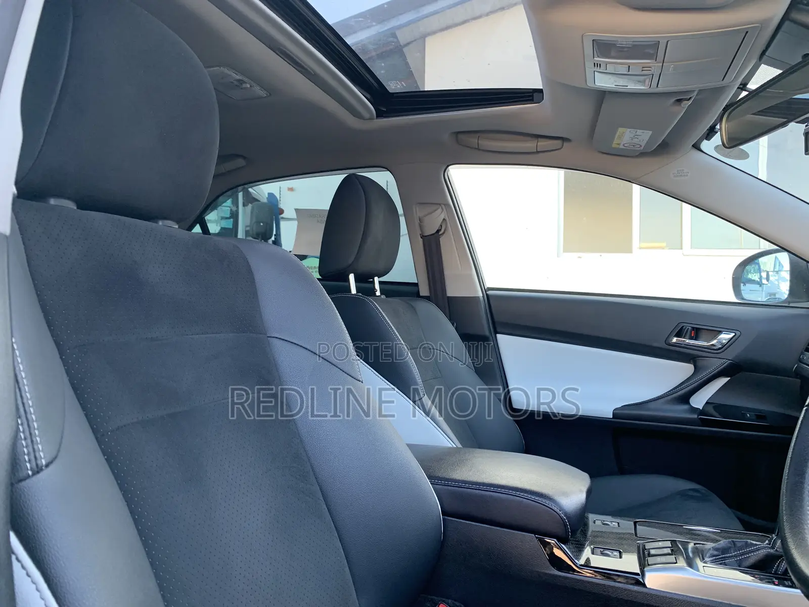 Toyota Mark X 2.5 AWD 2018 Pearl