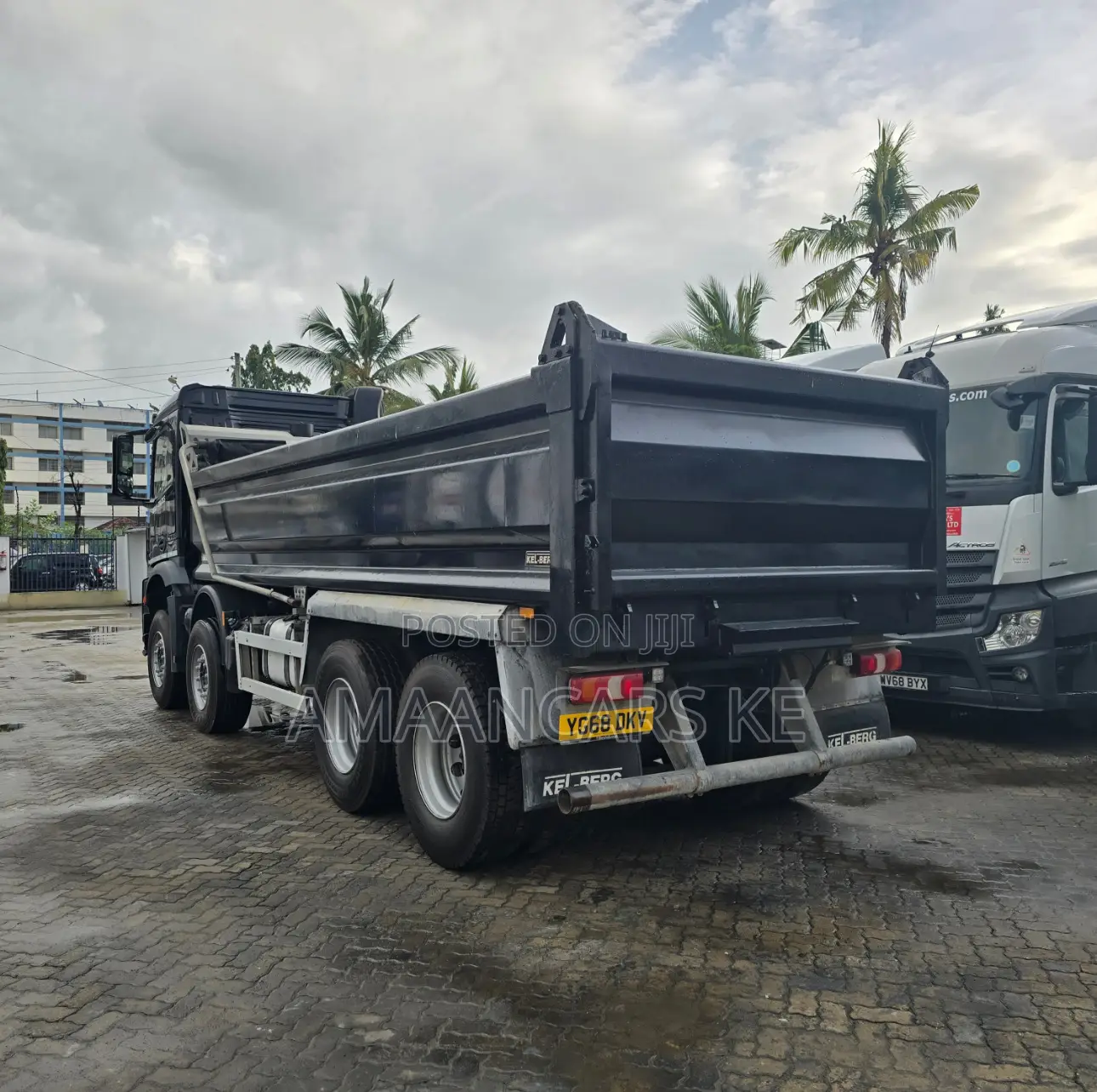 Mercedes Arocs Tipper 4 Axle