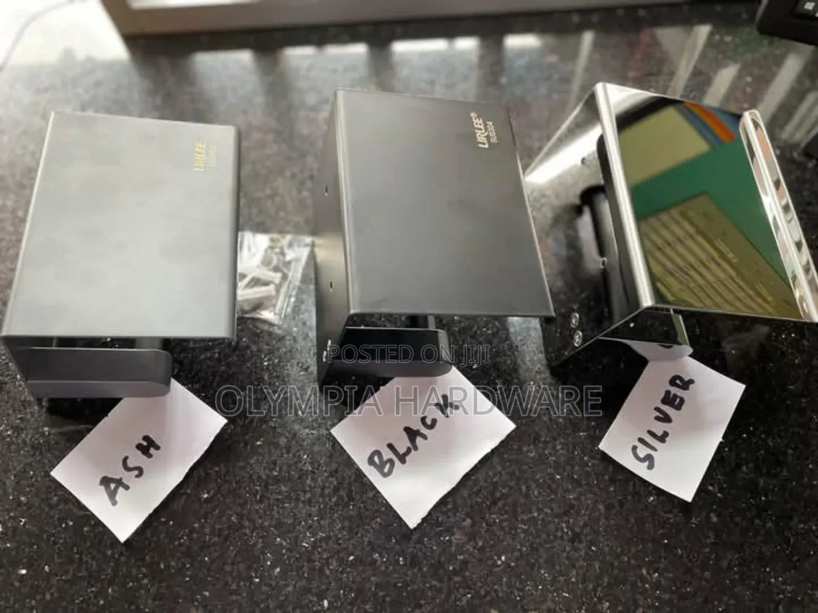 Tissue Holder (Heavy Guage) +Phone Placement
