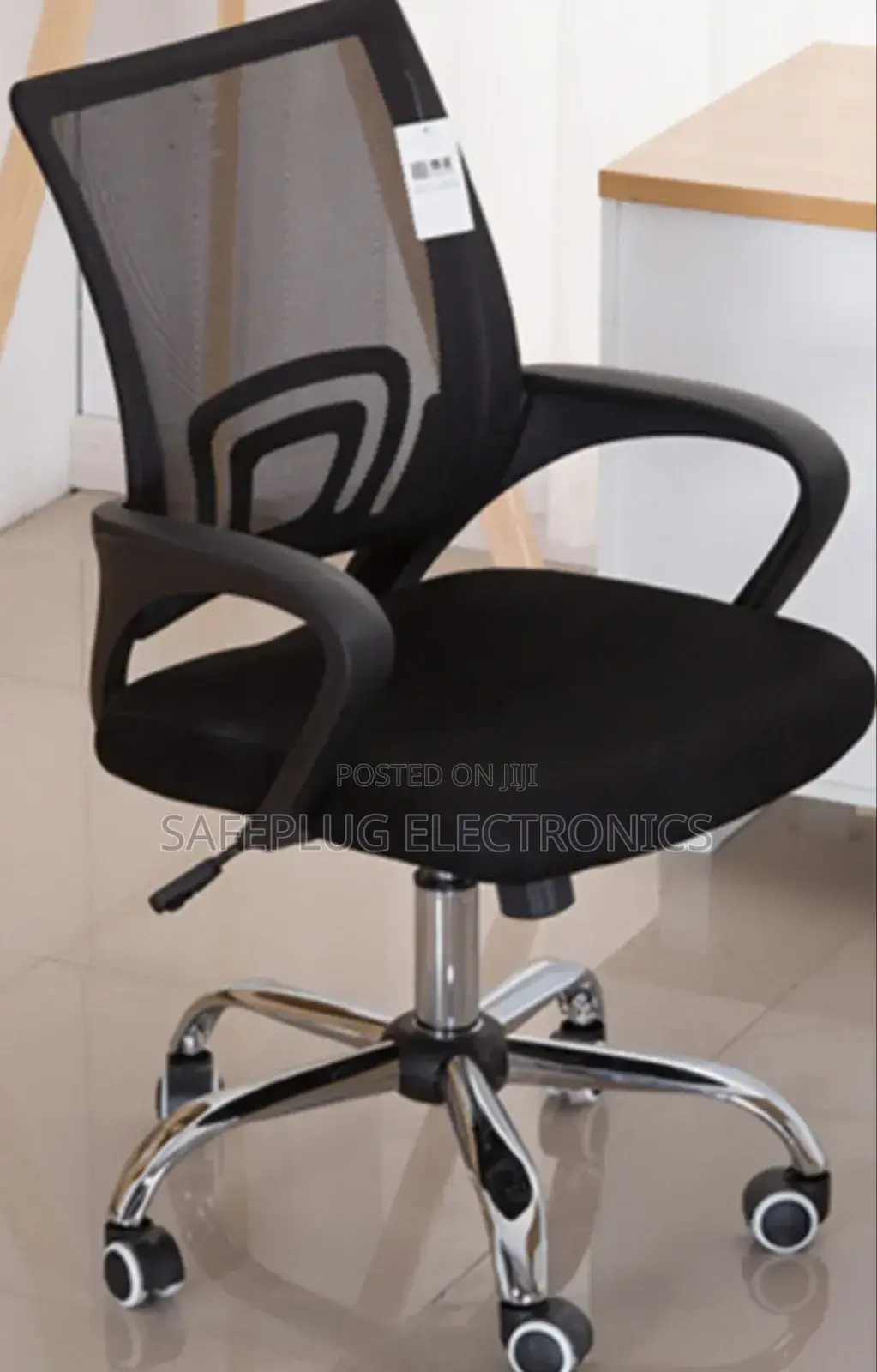Back Mesh Office Chair.