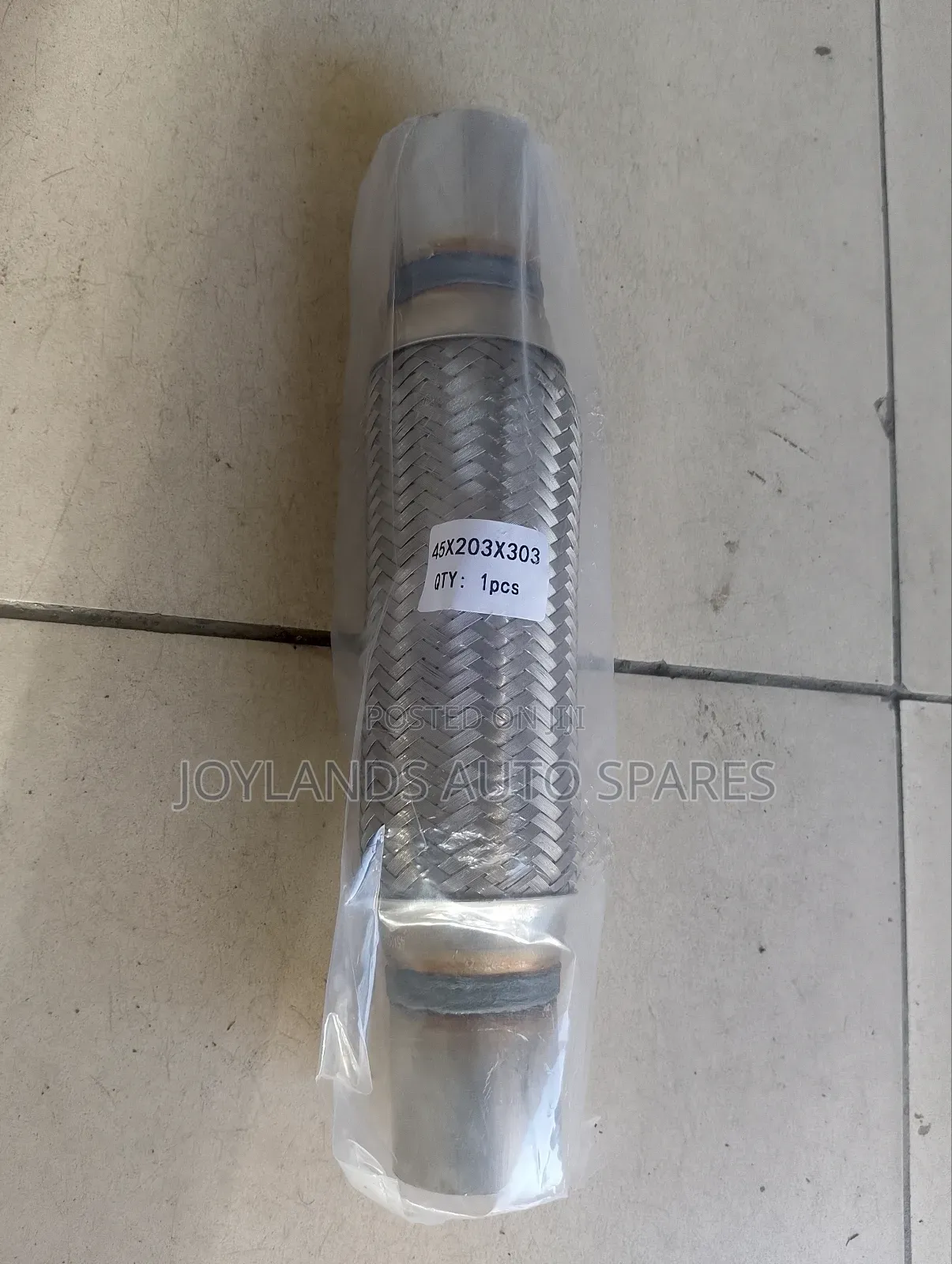 Universal Flexible Pipe 3inches(45×202×303)