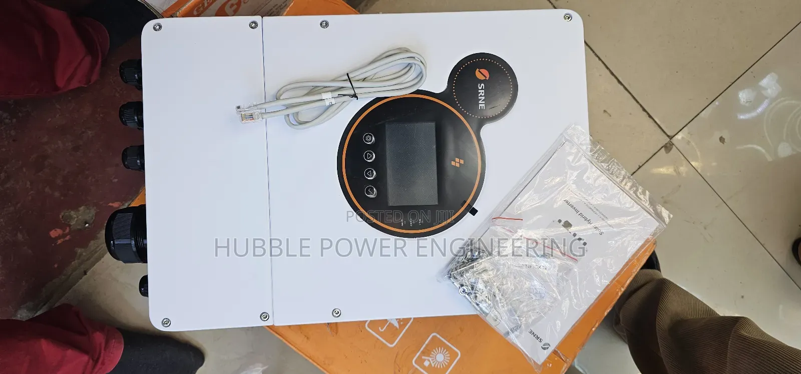 Srne 5kw 6kw 10kw Hybrid Inverters